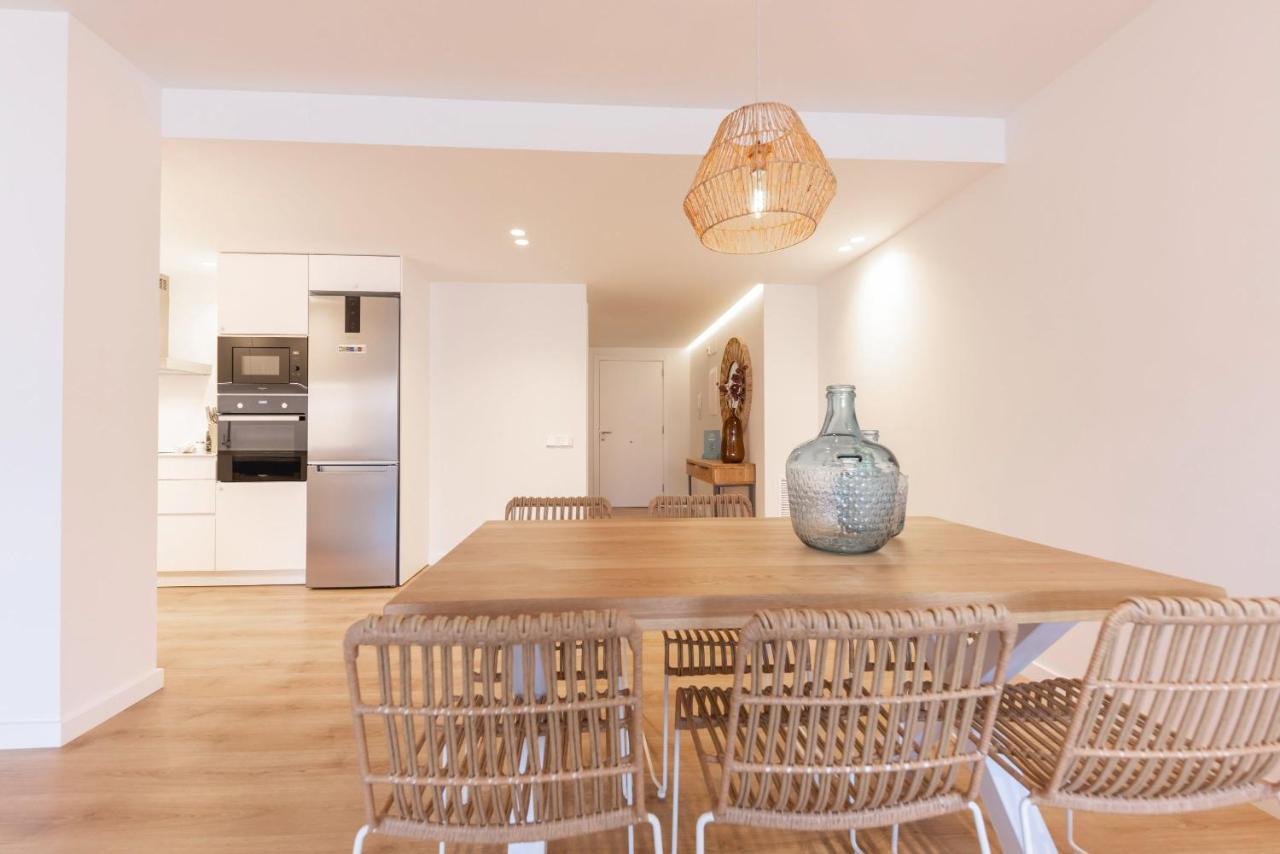 Bravissimo Falco, 3 Bedrooms And Balcony Girona Bagian luar foto
