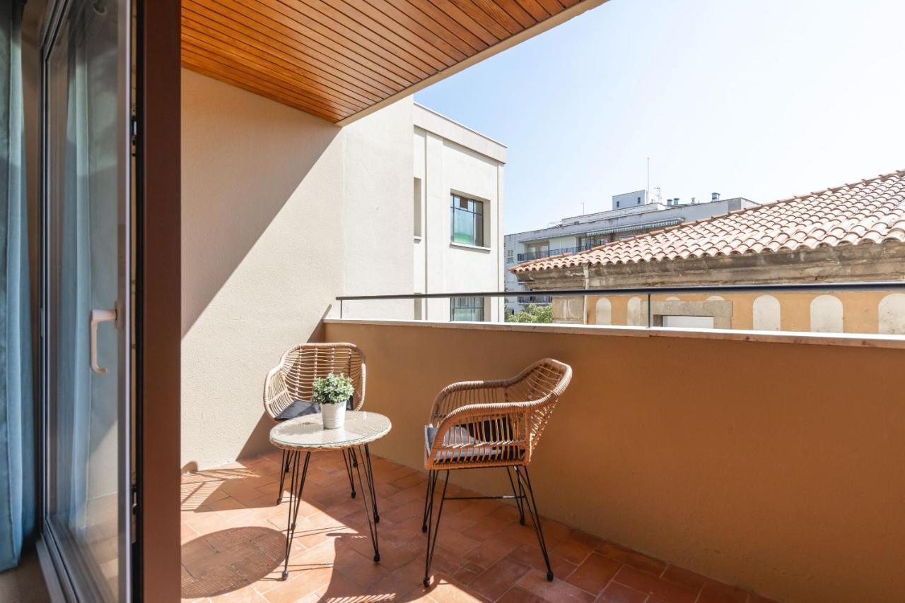 Bravissimo Falco, 3 Bedrooms And Balcony Girona Bagian luar foto